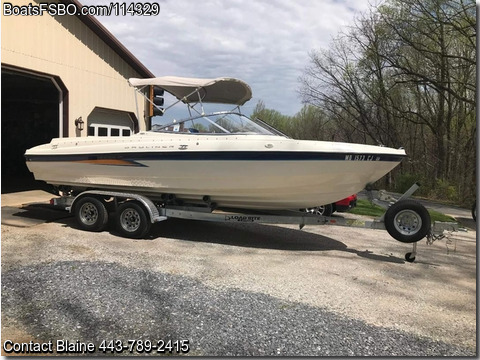 22'  2004 Bayliner 225 BR