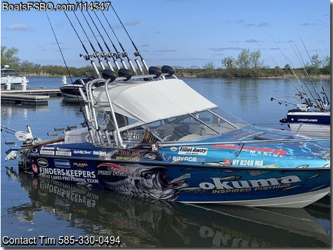 21'  2004 Bayliner Discovery 210