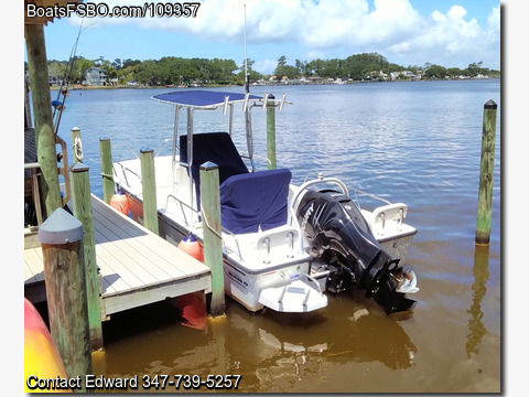 21'  2012 Boston Whaler 210 Momtauk