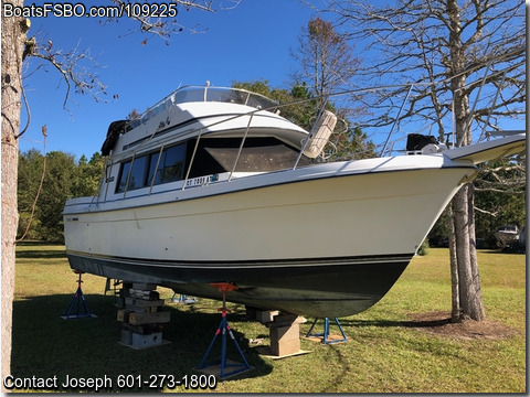 28'  1987 Carver 28