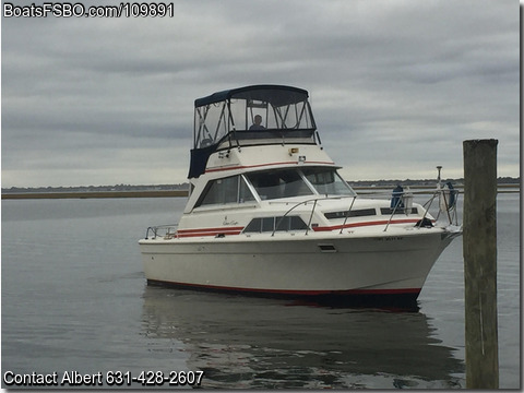 33'  1977 Chris Craft Catalina