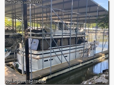 62'  1978 Chris Craft 62 Roamer