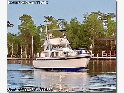 47'  1972 Chris Craft Commander