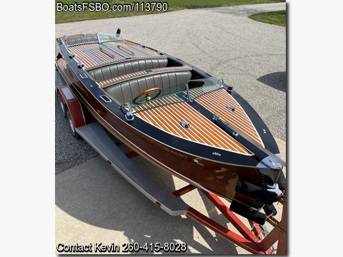 23'  2000 Chris Craft Woody