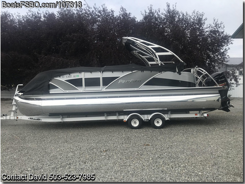 28'  2013 Godfrey Aqua Patio 250 XP