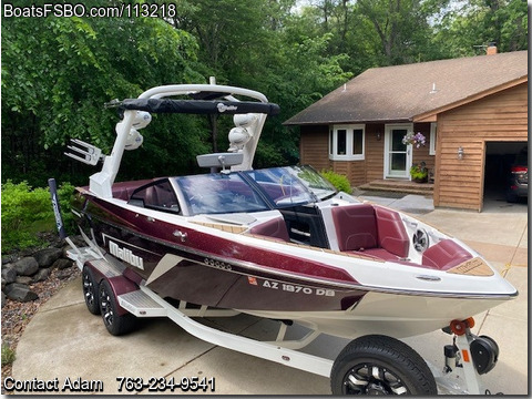 22'  2020 Malibu 22 LSV Promo Boat