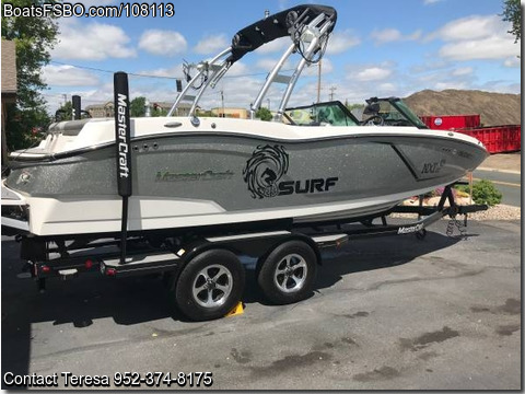 22'  2016 Mastercraft NXT22