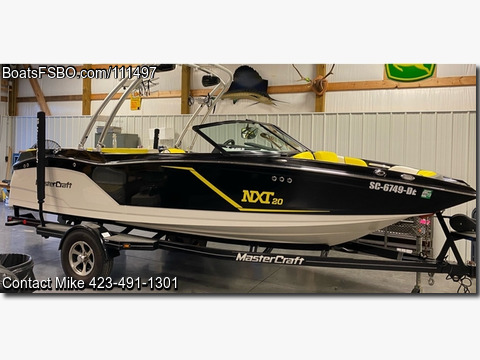 20'  2016 Mastercraft NXT20