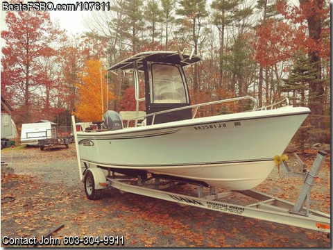 19'  2010 Maycraft 19 Center Console