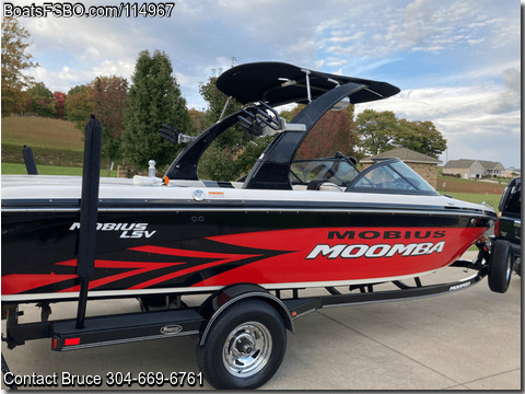 21'  2013 Moomba Mobius LSV