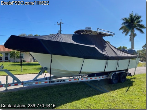 28'  2018 Parker 2801 Center Console