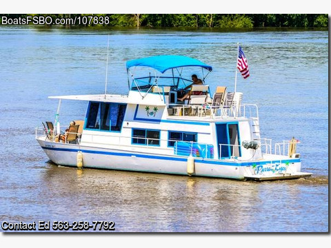 40'  1969 River Queen Houseboat