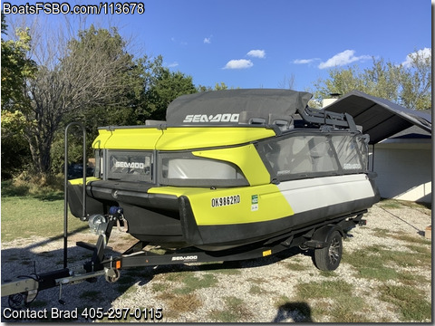 18'  2022 Sea Doo Switch