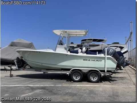 21'  2015 Sea Hunt Ultra 211