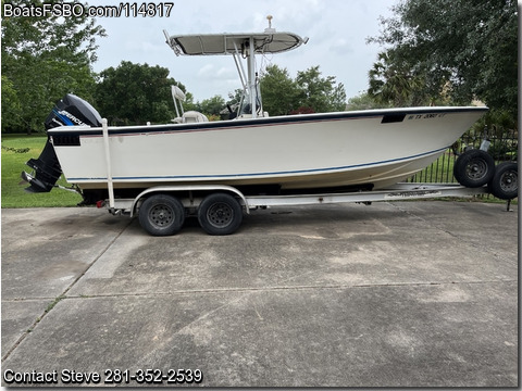 23'  1977 Seacraft Center Console