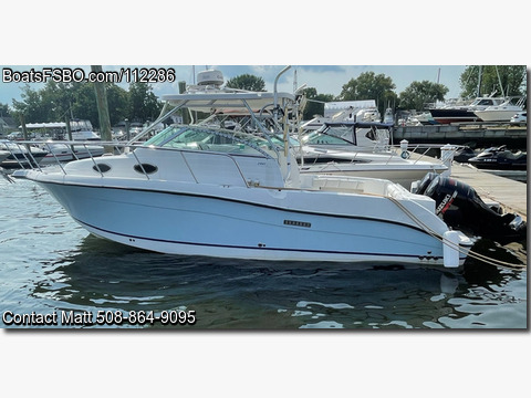 30'  2004 Seaswirl Striper 2901