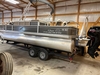 Sun Tracker FISHIN' BARGE 22 DLX Winterset Iowa BoatsFSBOgo