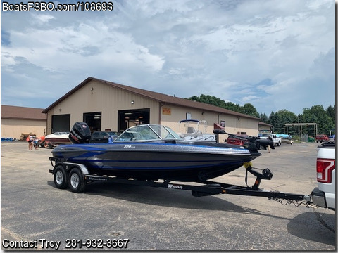 22'  2018 Triton Escape 220